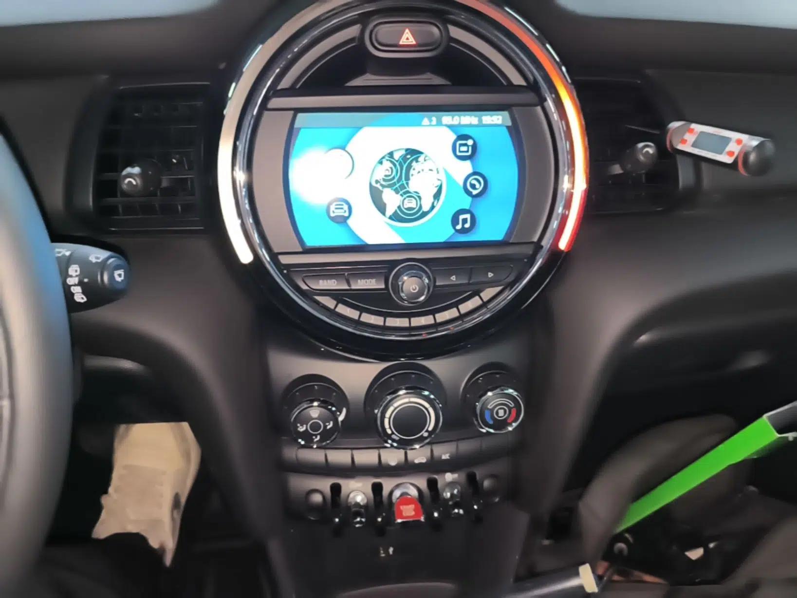 MINI 2018 1.5T ONE Five-Door Edition — миниатюра 15