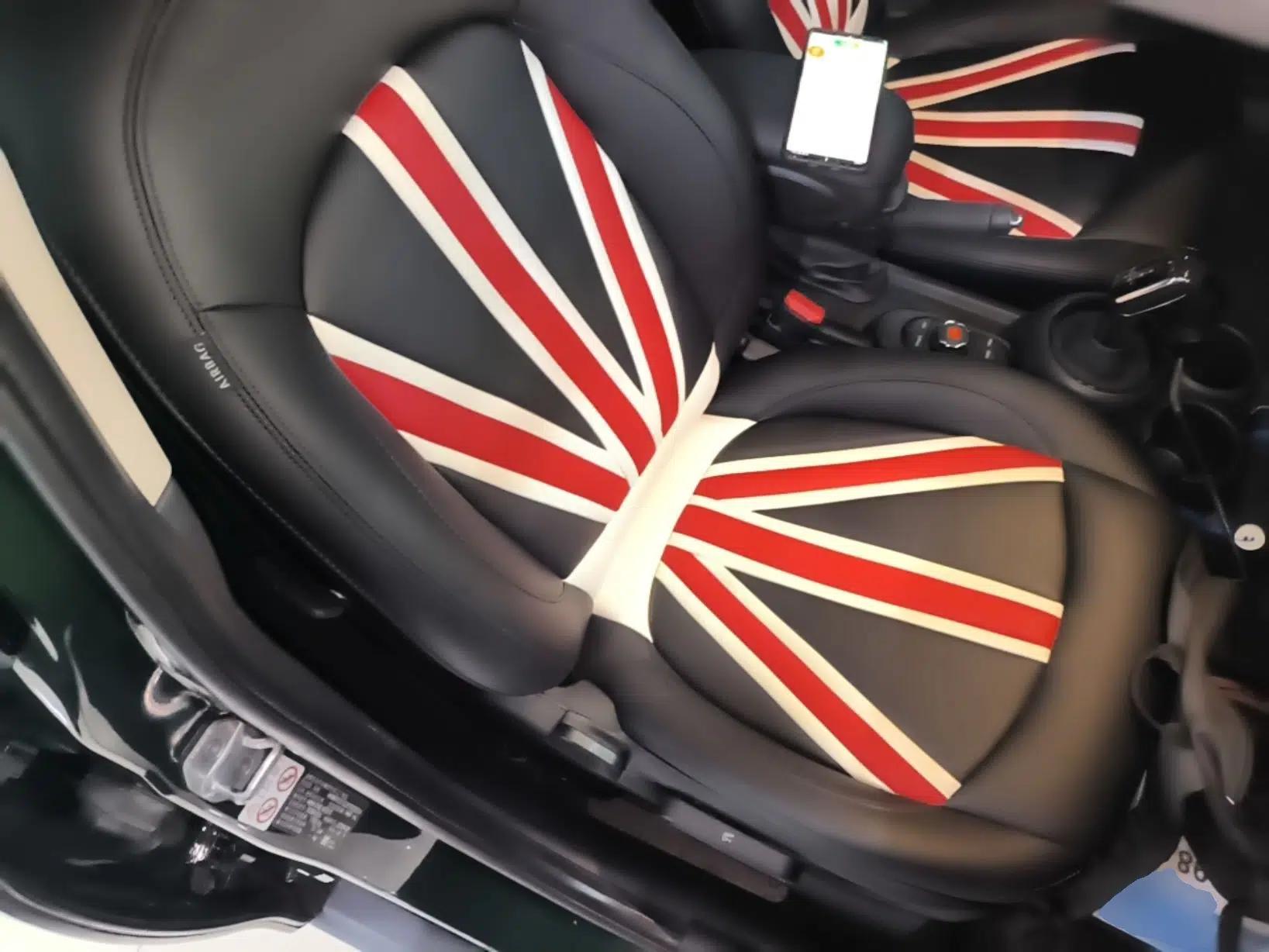 MINI 2018 1.5T ONE Five-Door Edition — миниатюра 19