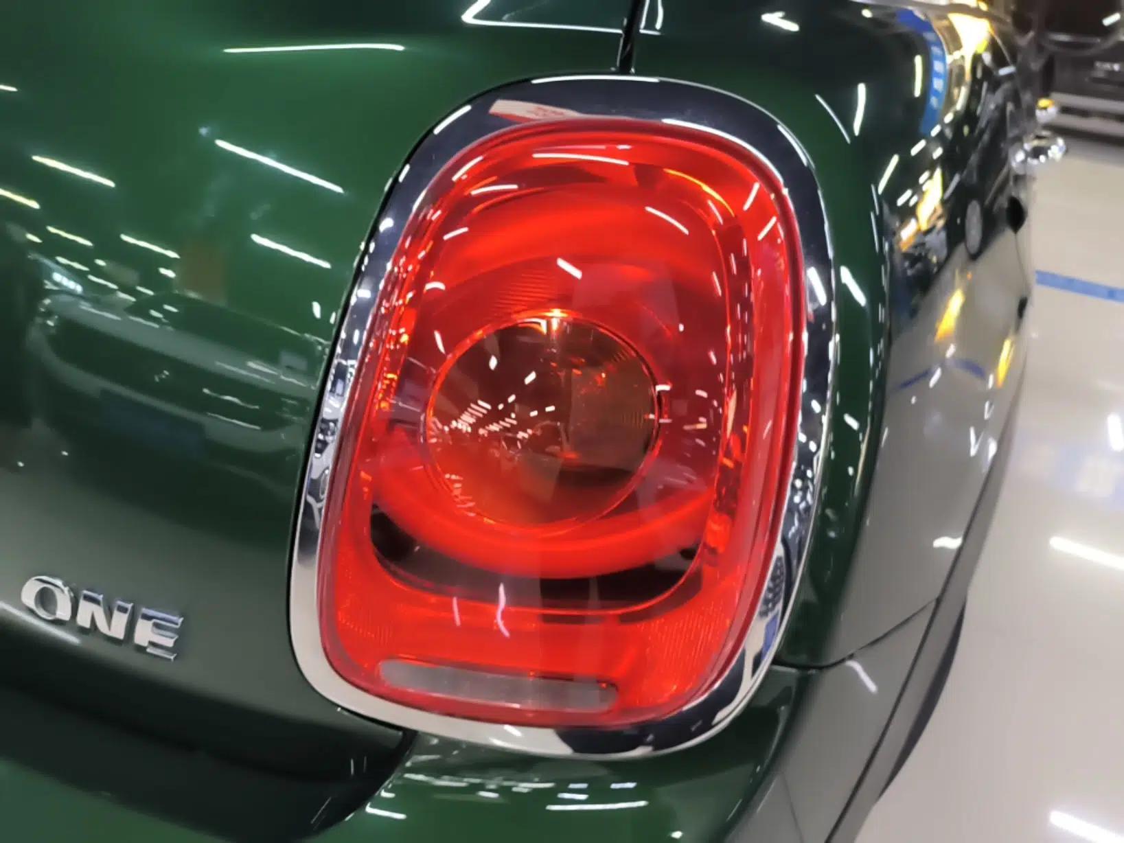 MINI 2018 1.5T ONE Five-Door Edition — миниатюра 9