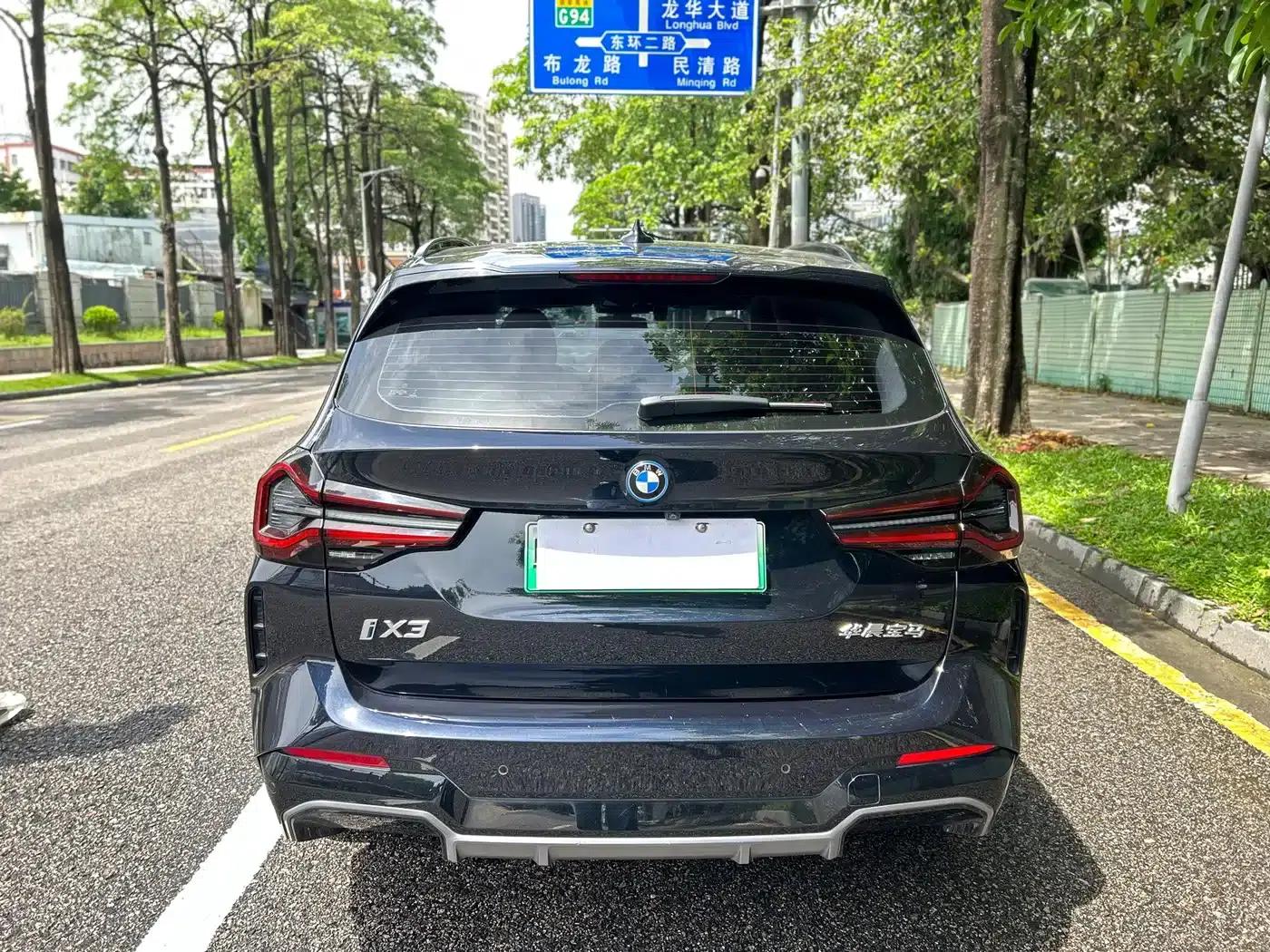 BMW iX3 2022 Facelift Leading Edition — миниатюра 4