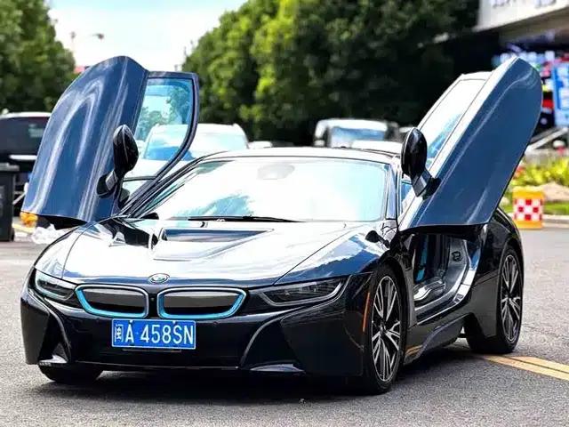 BMW i8 2014 Standard Edition