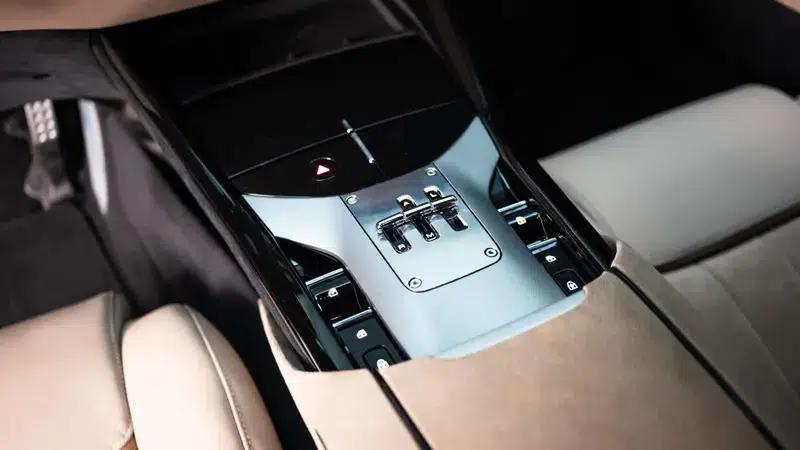 2022 Purosangue 6.5L V12 — миниатюра 10