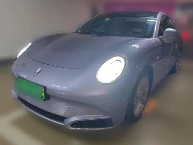 ORA Lightning Cat 2022 555 km Luxury Edition