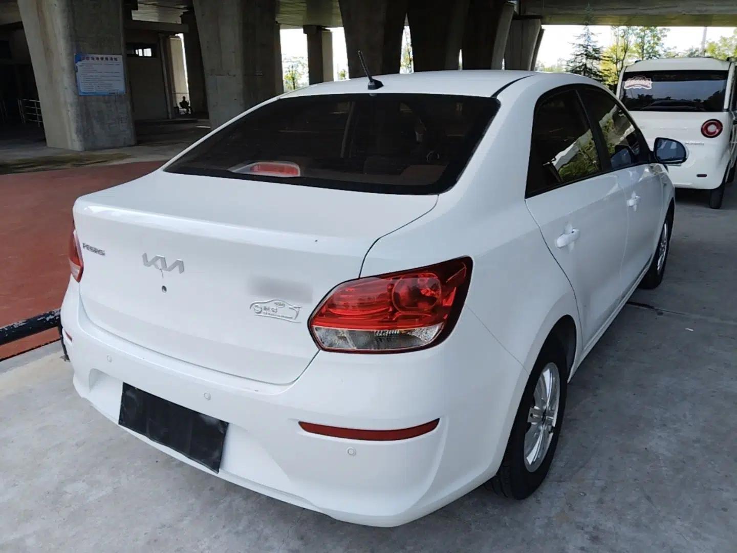 Kia Pegas 2020 Revised Version 1.4L Automatic Comfortable with Sunroof — миниатюра 6