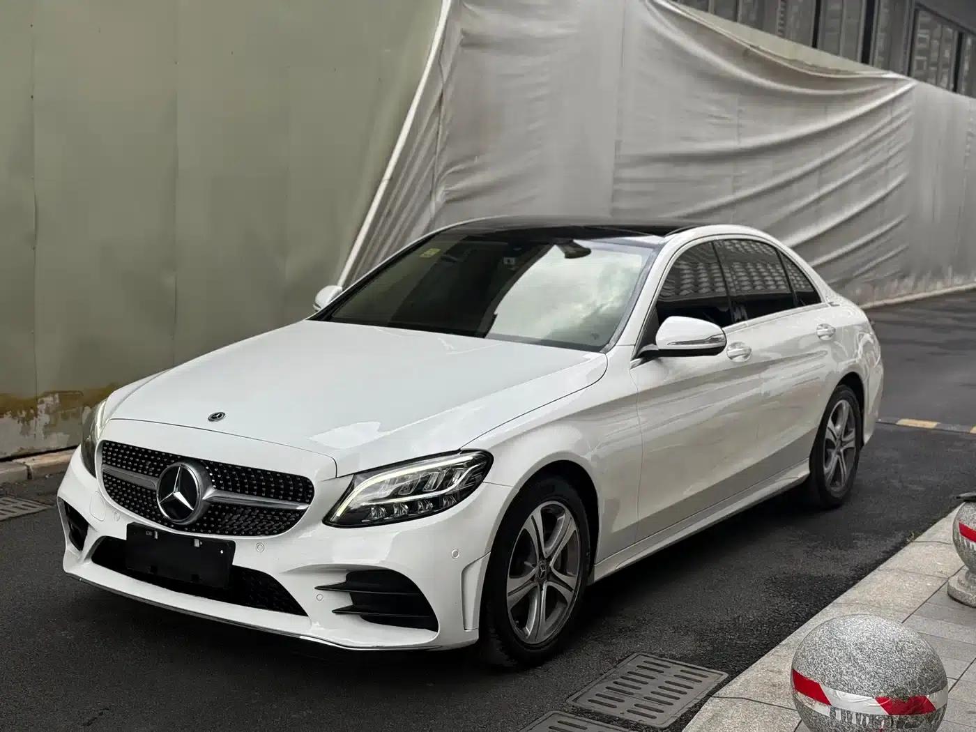 2020 Mercedes-Benz C-Class C 260 L Sport Edition — миниатюра 1
