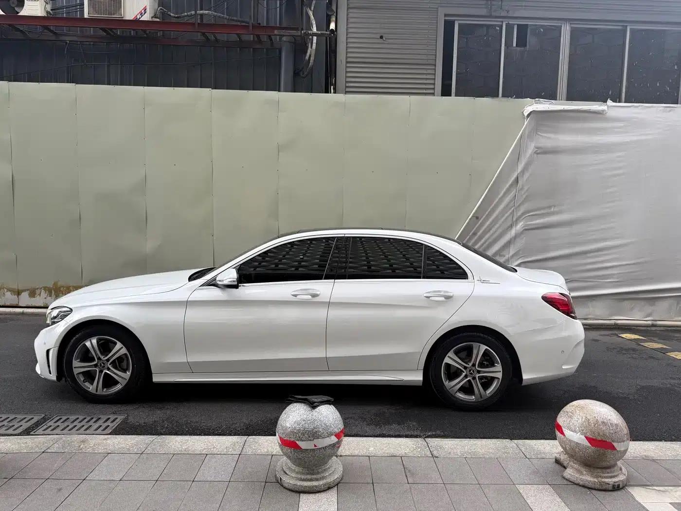 2020 Mercedes-Benz C-Class C 260 L Sport Edition — миниатюра 3