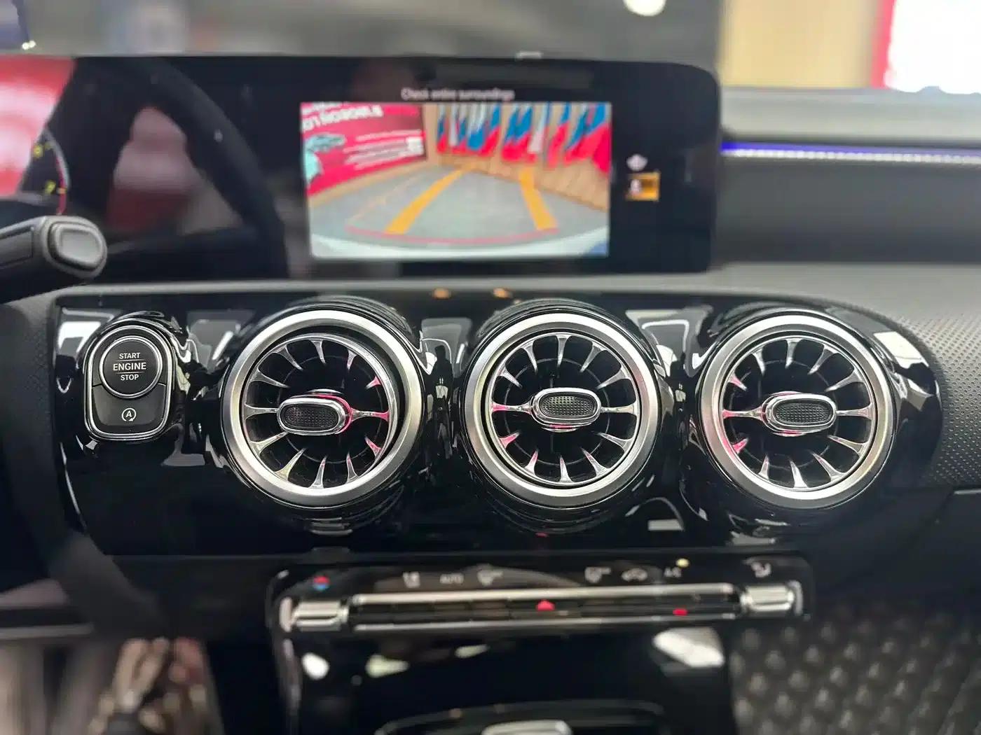 Mercedes-Benz A-Class 2021 Facelift A 180 L Sport Sedan — миниатюра 11