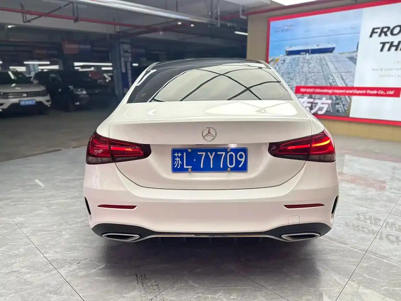 Mercedes-Benz A-Class 2021 Facelift A 180 L Sport Sedan — миниатюра 6