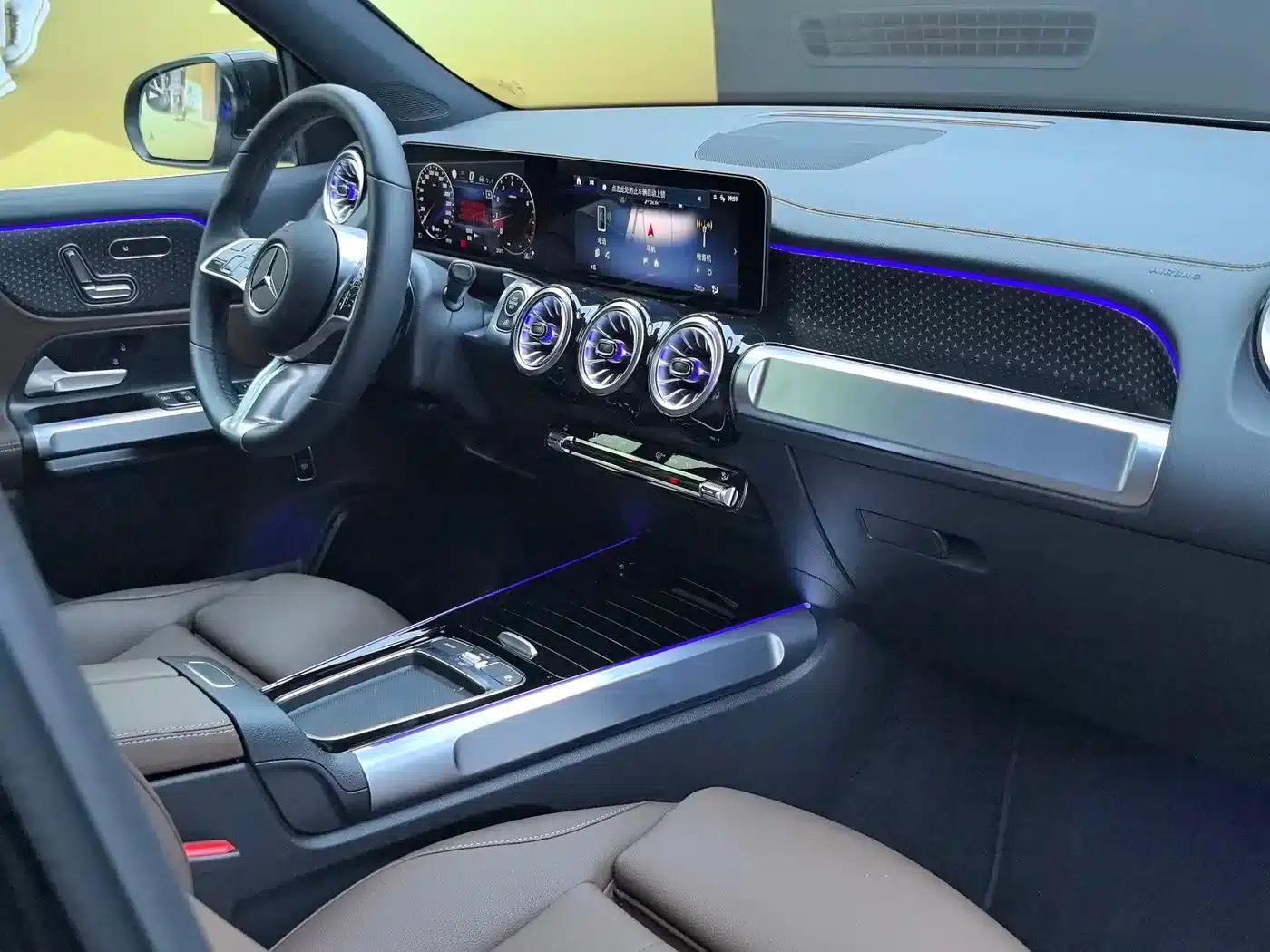 Mercedes-Benz GLB 2025 GLB 220 Fashion Edition — миниатюра 32