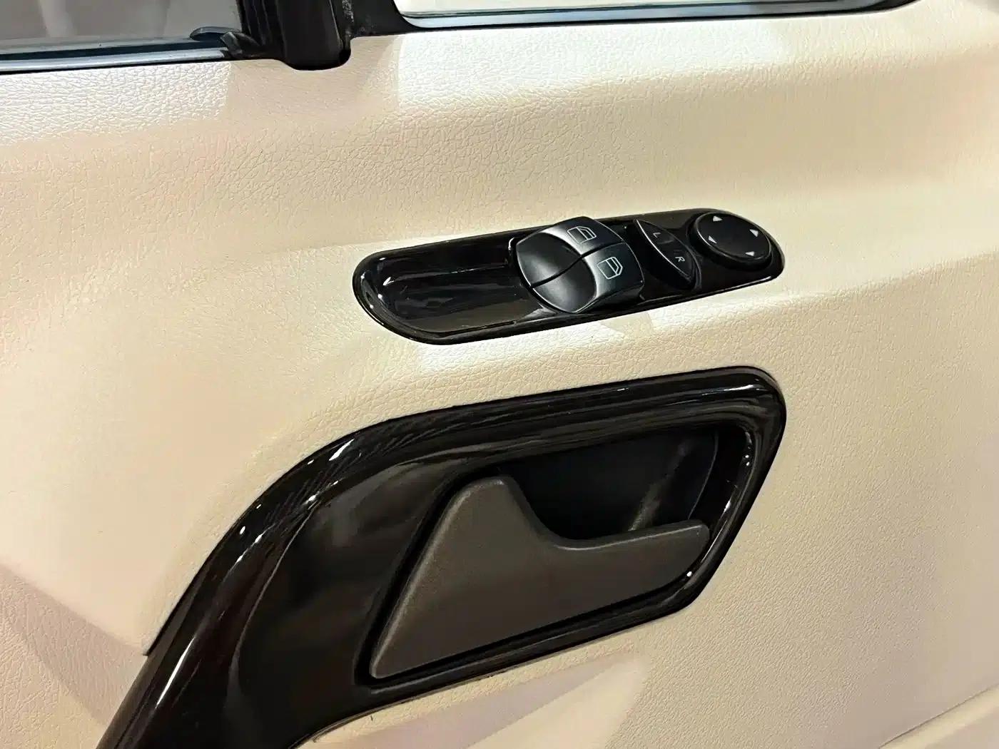 2015 Sprinter 3.5L Automatic — миниатюра 11
