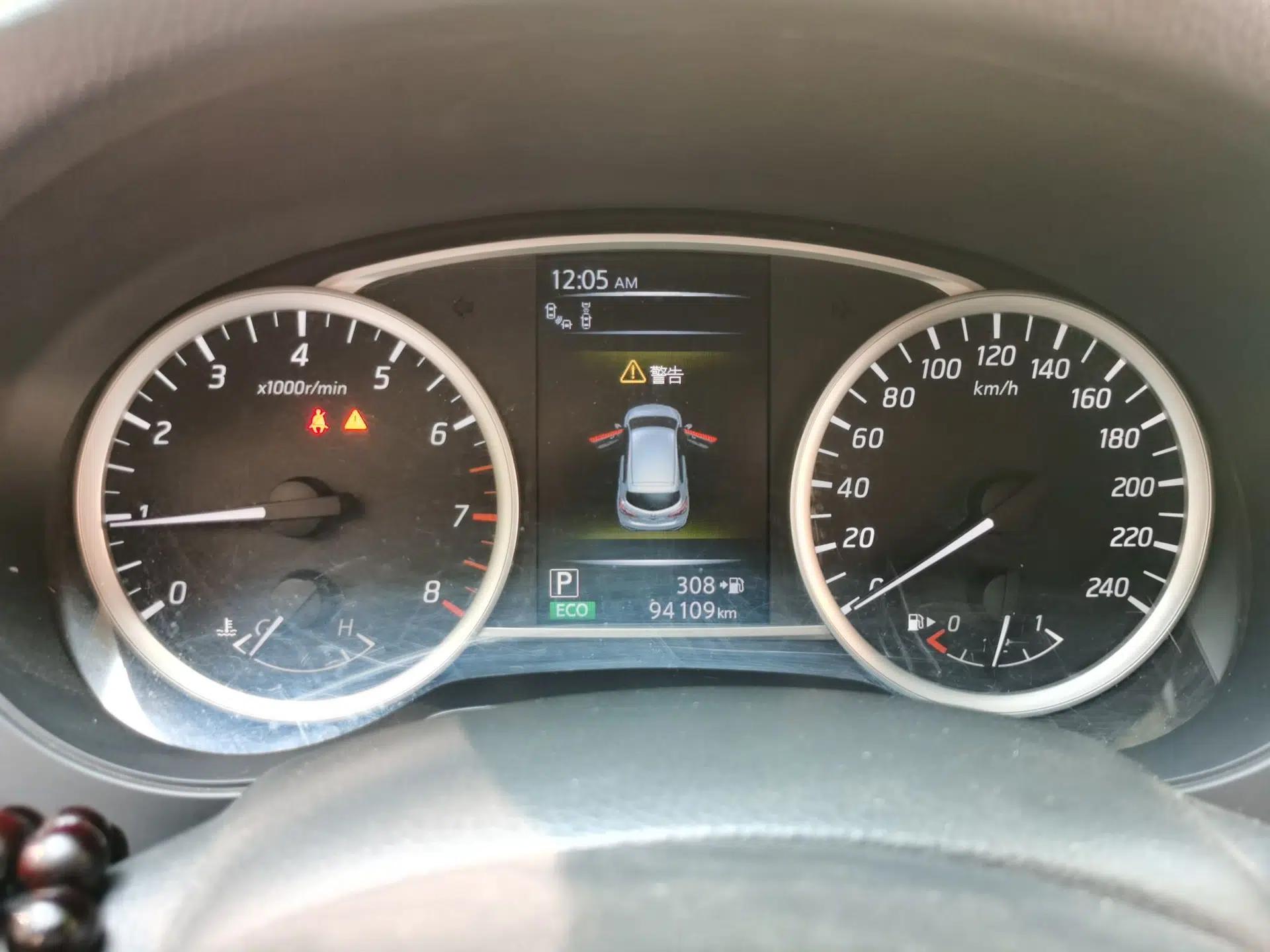 Nissan Tiida 2016 1.6L CVT Smart Drive Edition — миниатюра 11