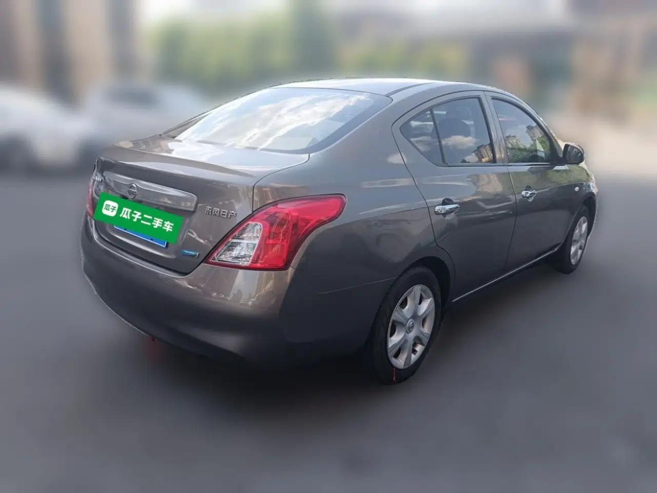 Nissan Sunny 2011 1.5XE Manual Comfort Edition — миниатюра 6