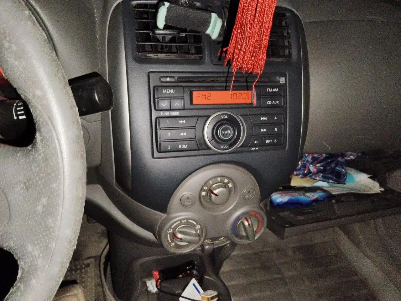 Nissan Sunny 2011 1.5XE Manual Comfort Edition — миниатюра 13