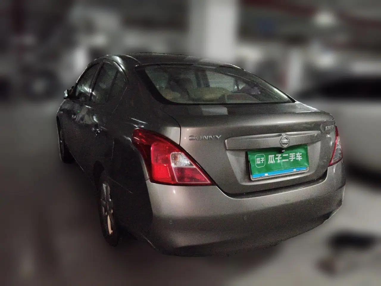 Nissan Sunny 2011 1.5XE Manual Comfort Edition — миниатюра 4