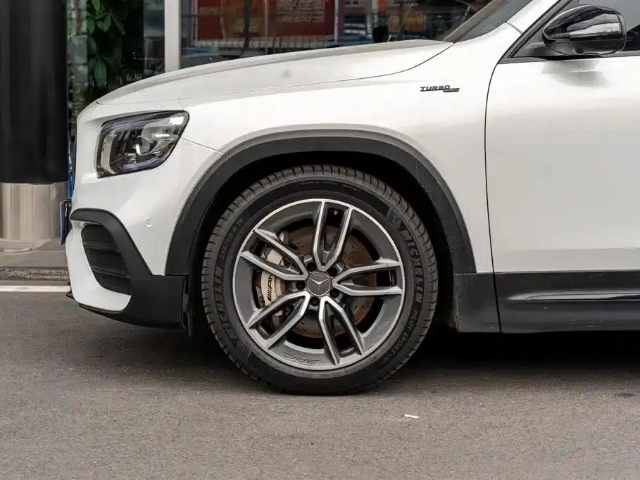 2021 Mercedes-Benz GLB AMG 35 4MATIC — миниатюра 17