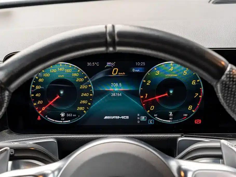 2021 Mercedes-Benz GLB AMG 35 4MATIC — миниатюра 21