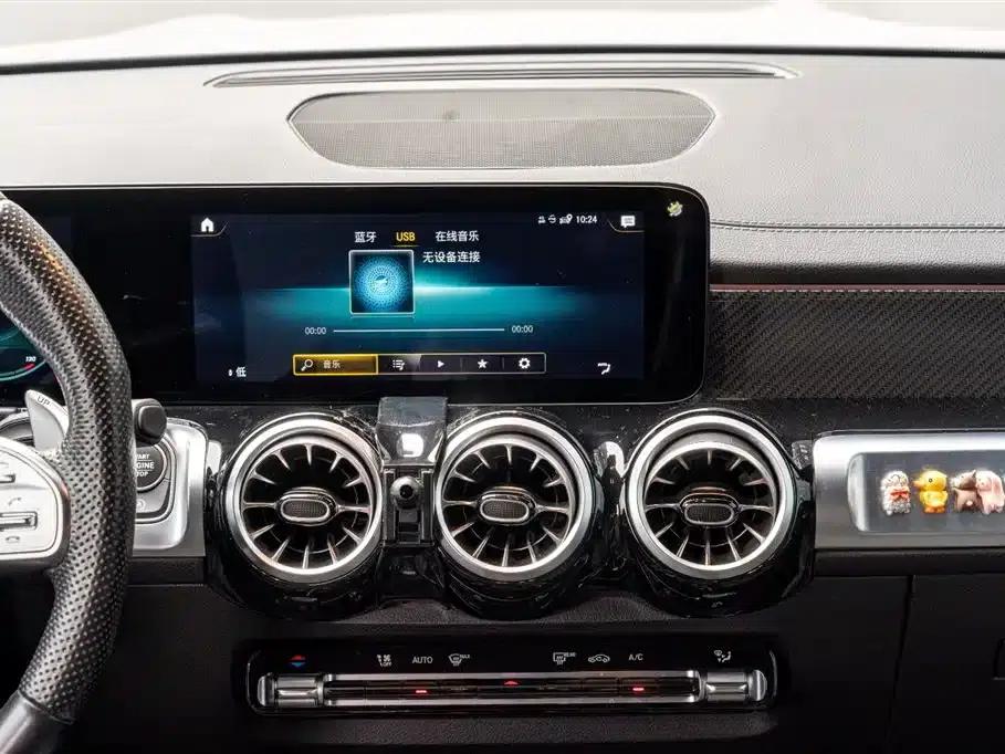 2021 Mercedes-Benz GLB AMG 35 4MATIC — миниатюра 9