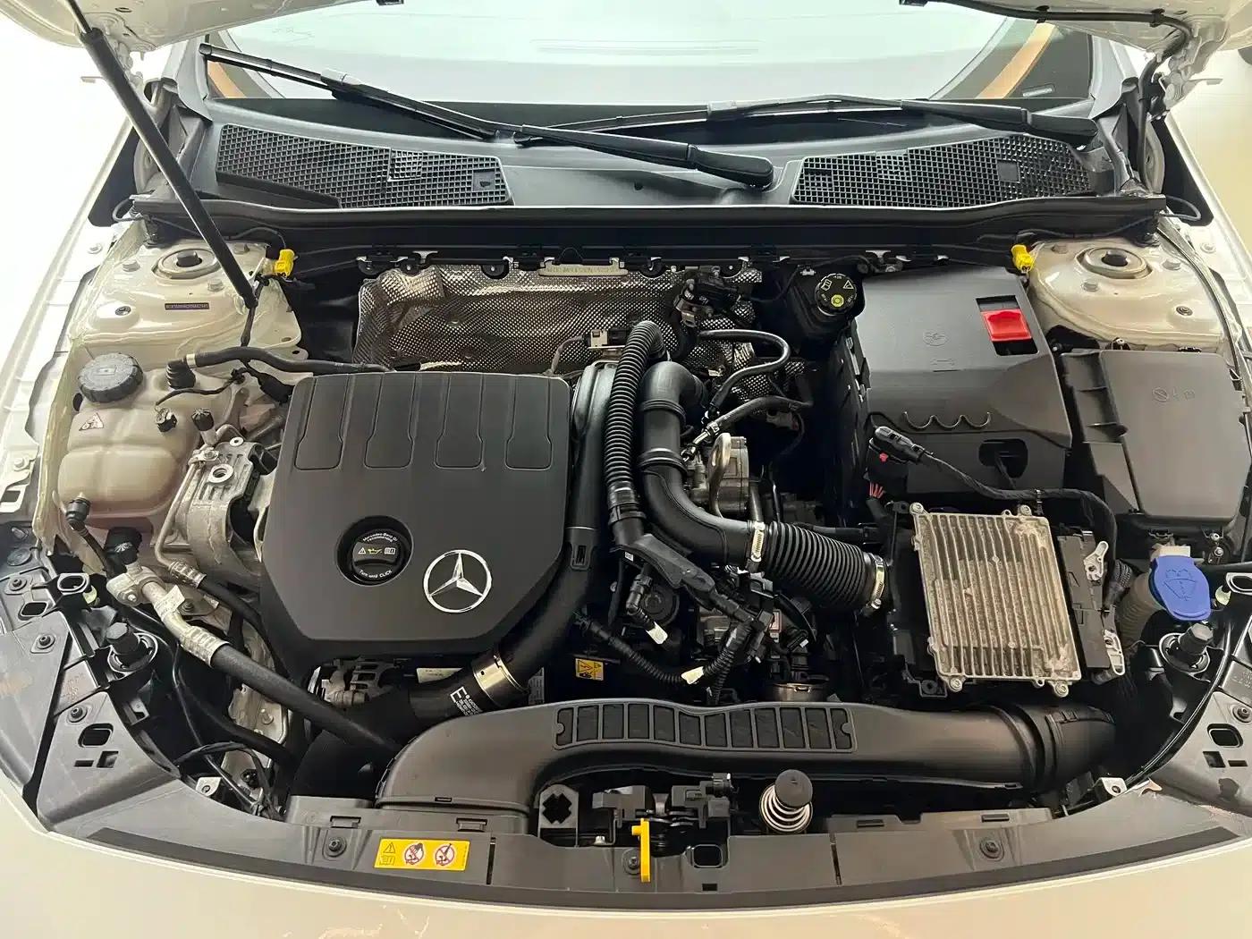 Mercedes-Benz CLA (Imported) 2024 CLA 200 Shooting Brake — миниатюра 11