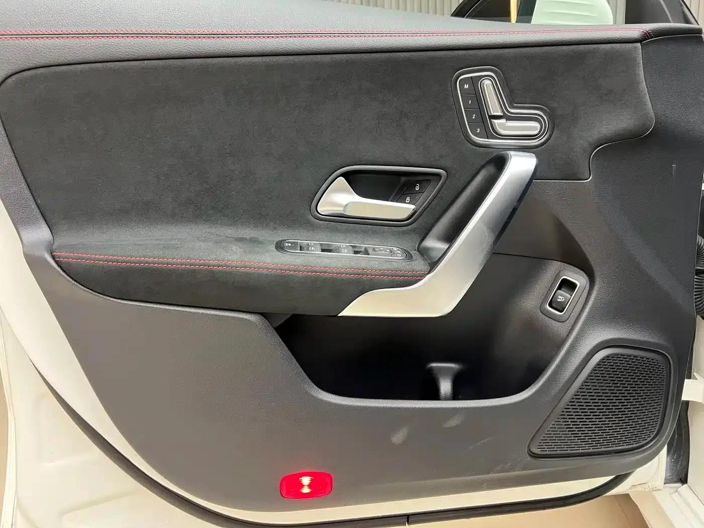 Mercedes-Benz CLA (Imported) 2024 CLA 200 Shooting Brake — миниатюра 21