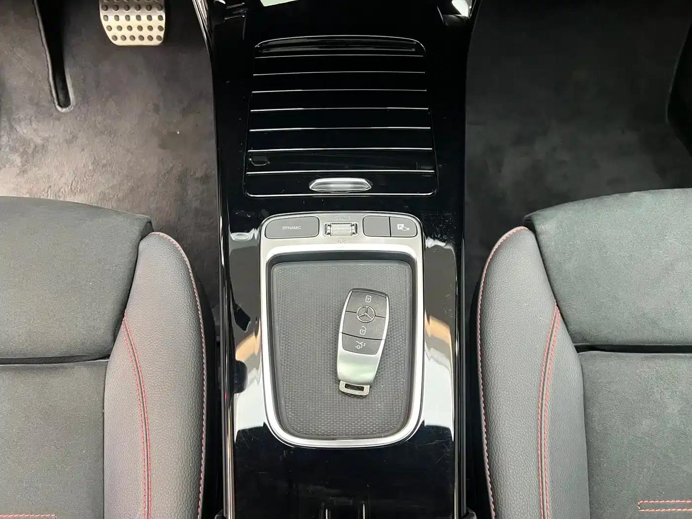 Mercedes-Benz CLA (Imported) 2024 CLA 200 Shooting Brake — миниатюра 6