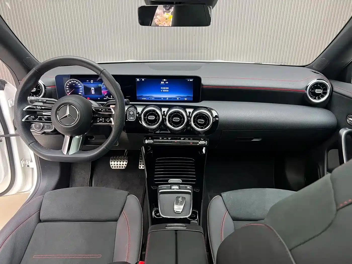Mercedes-Benz CLA (Imported) 2024 CLA 200 Shooting Brake — миниатюра 7