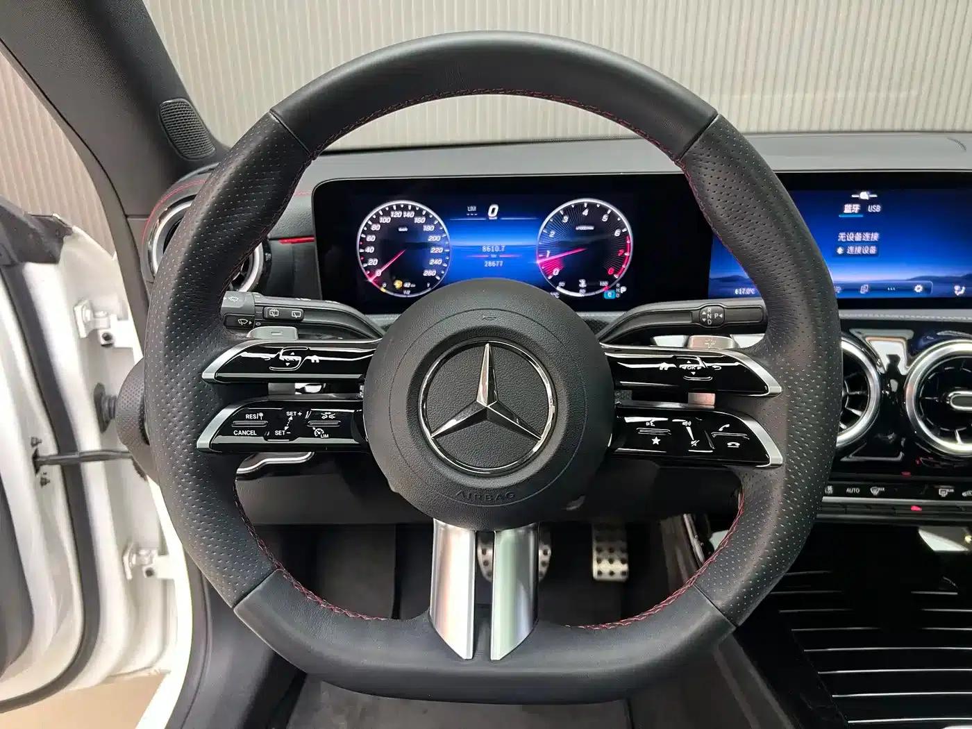 Mercedes-Benz CLA (Imported) 2024 CLA 200 Shooting Brake — миниатюра 8
