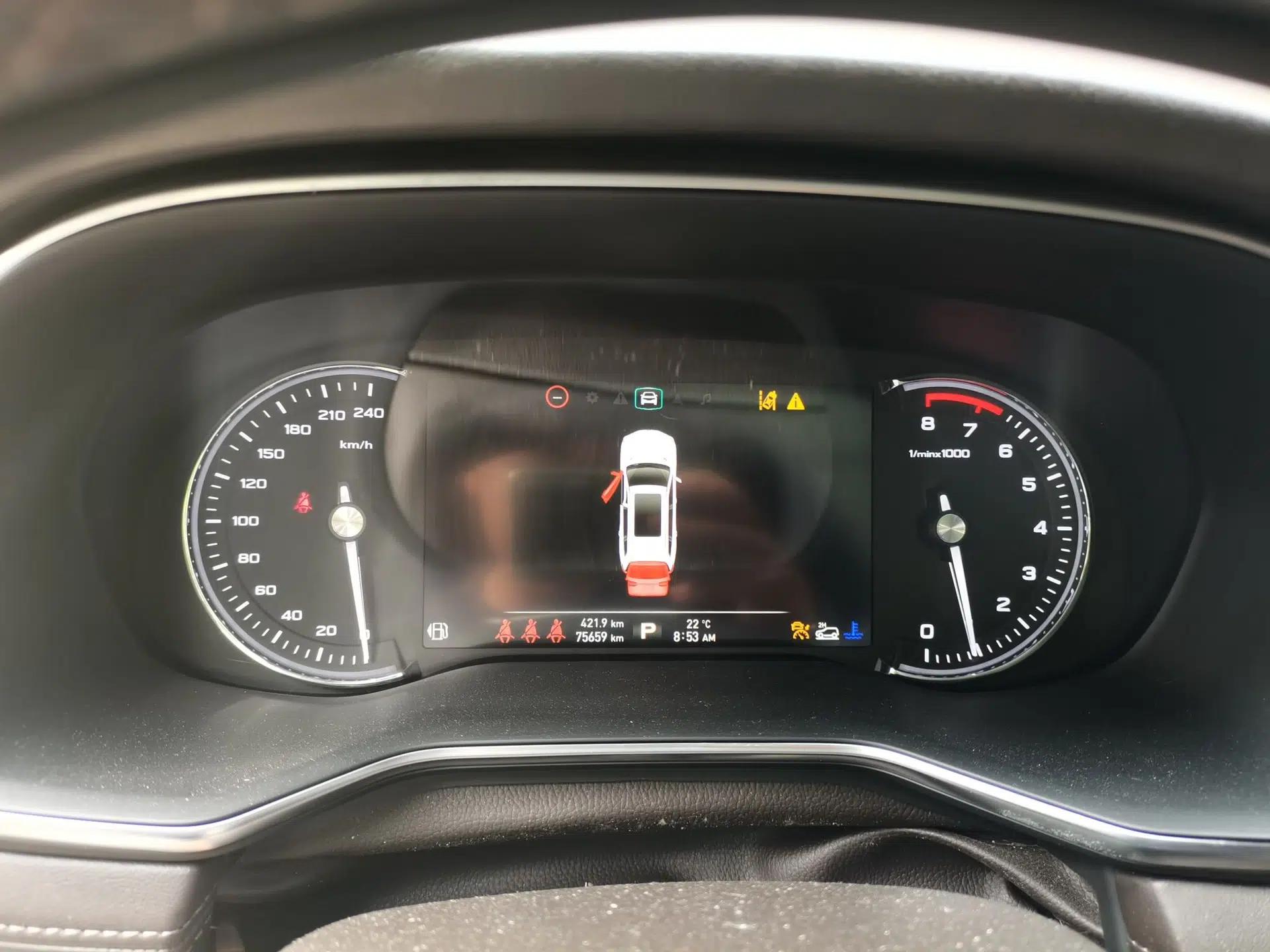 Roewe RX8 2019 30T Smart Connectivity All-Wheel Drive Supreme Edition — миниатюра 11