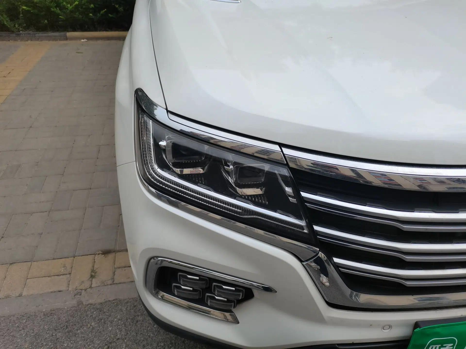 Roewe RX8 2019 30T Smart Connectivity All-Wheel Drive Supreme Edition — миниатюра 7