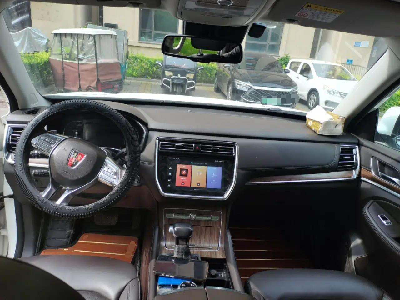 Roewe RX8 2019 30T Smart Connectivity All-Wheel Drive Supreme Edition — миниатюра 9