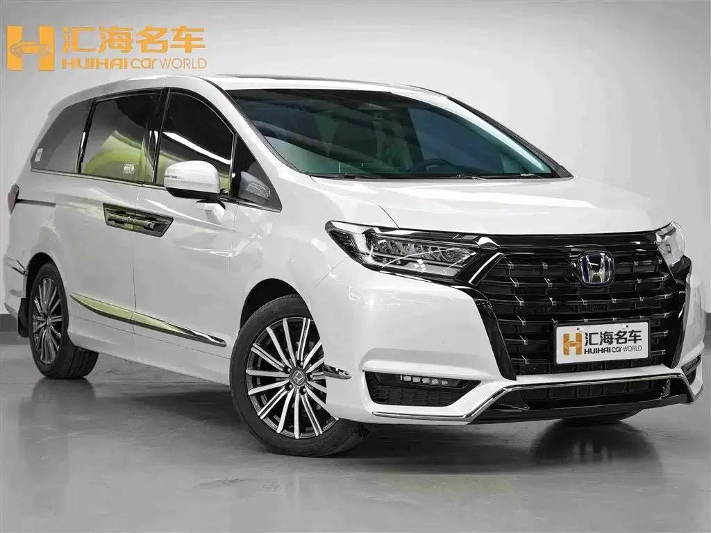 Elysion 2024 2.0L e:HEV Luxury Edition — миниатюра 3