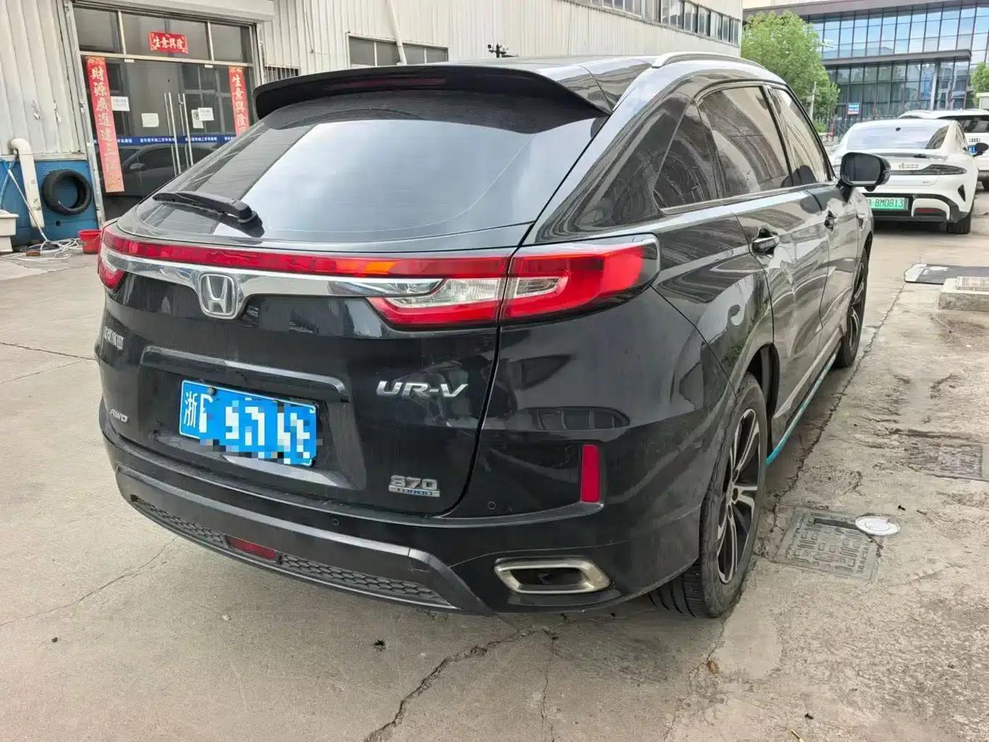 Honda UR-V 2017 370TURBO 4WD Premium Edition (National V Emission Standard) — миниатюра 2