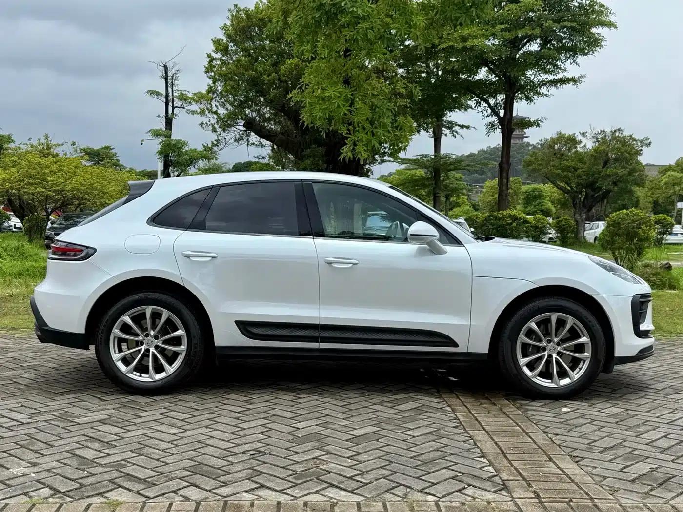 2022 Macan 2.0T — миниатюра 17