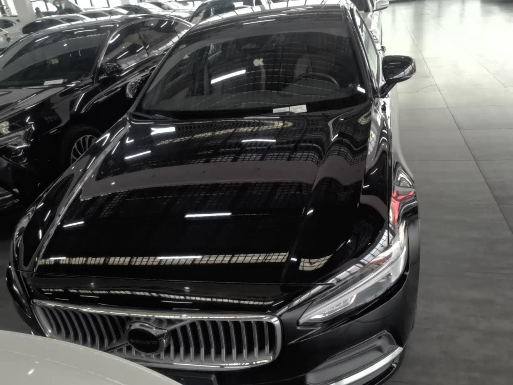 Volvo S90 2025 B5 Zhiyi Luxury Edition — миниатюра 2