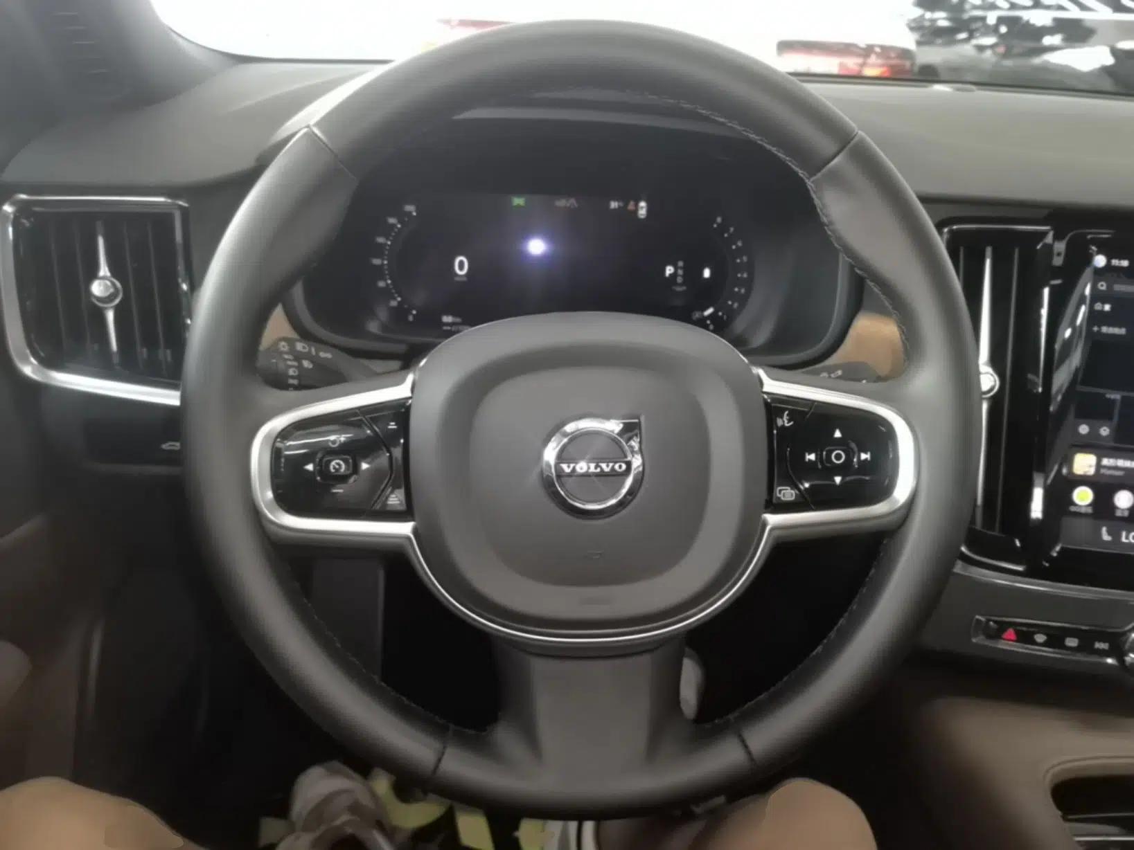 Volvo S90 2025 B5 Zhiyi Luxury Edition — миниатюра 13