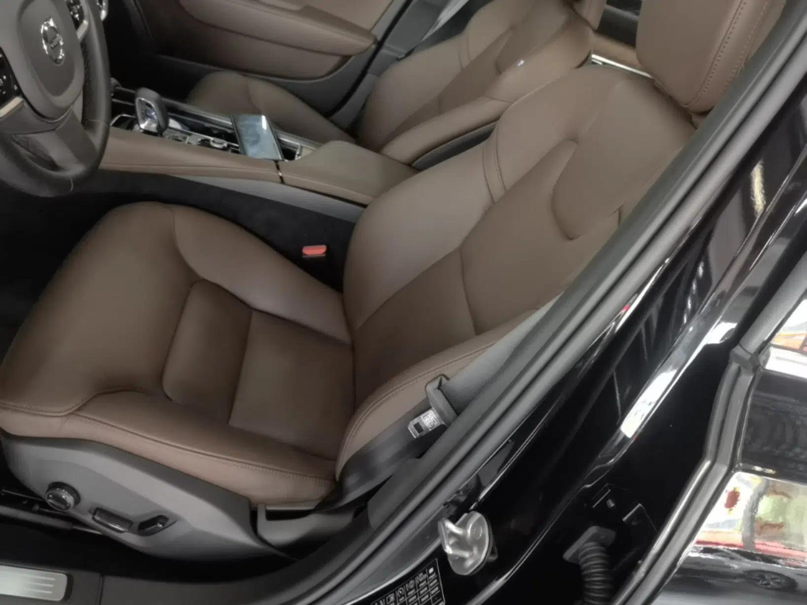 Volvo S90 2025 B5 Zhiyi Luxury Edition — миниатюра 17