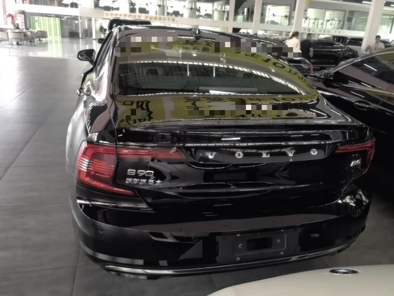 Volvo S90 2025 B5 Zhiyi Luxury Edition — миниатюра 5