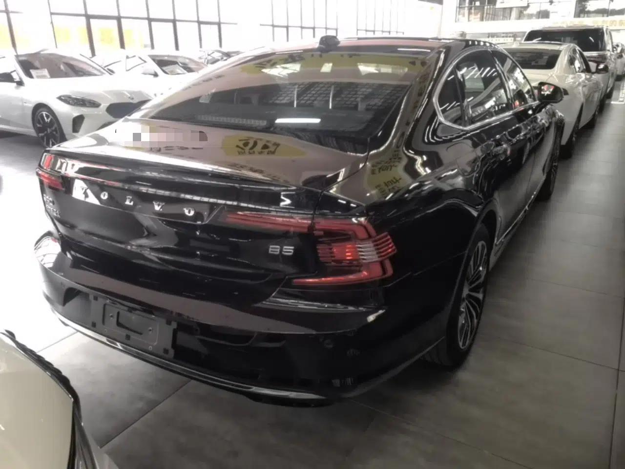 Volvo S90 2025 B5 Zhiyi Luxury Edition — миниатюра 6