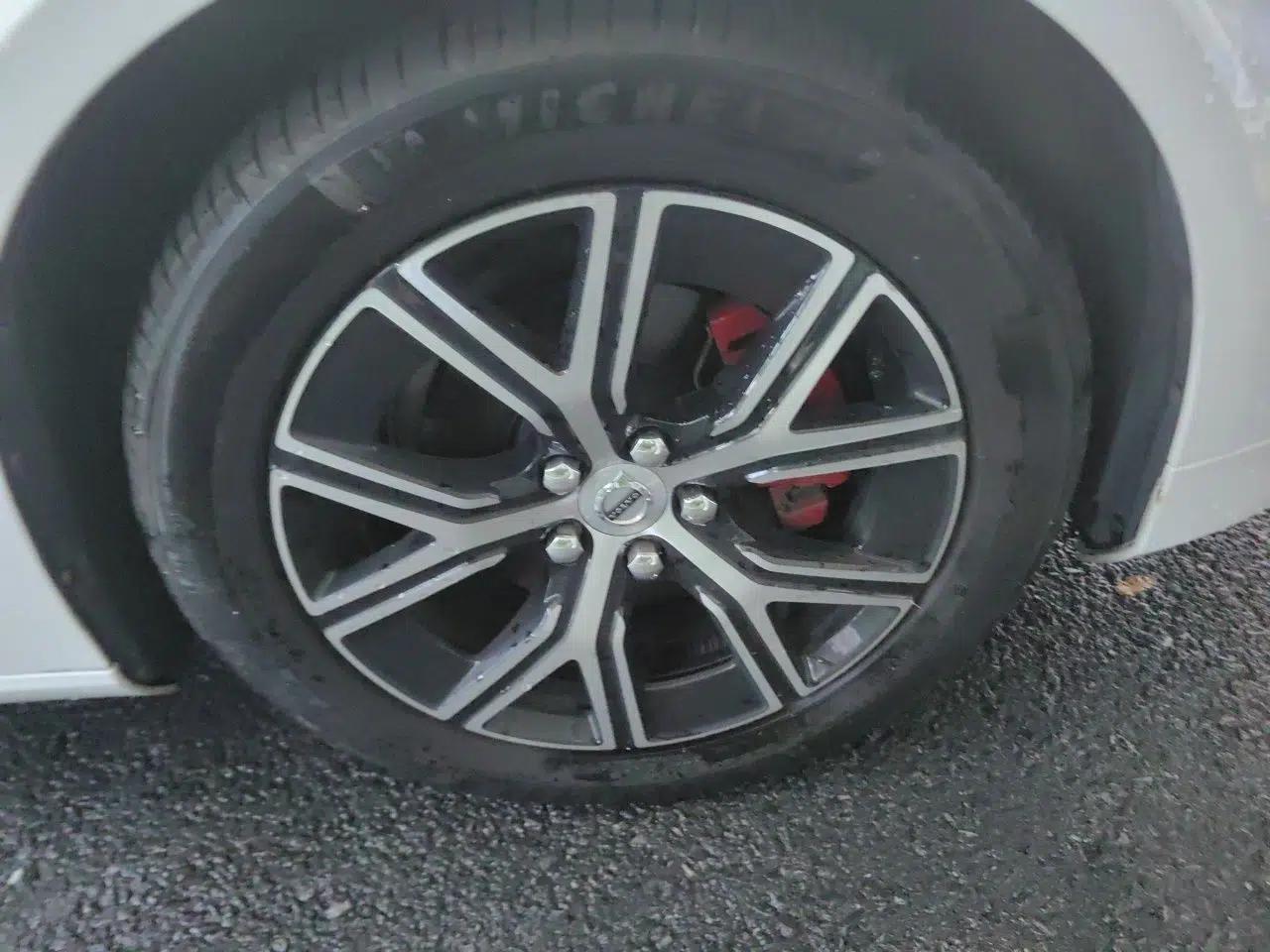 Volvo S60 2023 B4 Zhiyi Luxury Edition — миниатюра 8