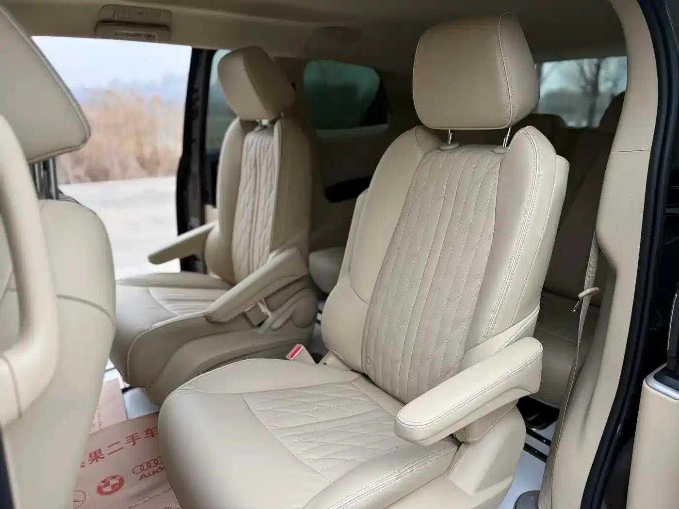 Buick GL8 2023 Land Business Class 652T Luxury — миниатюра 4