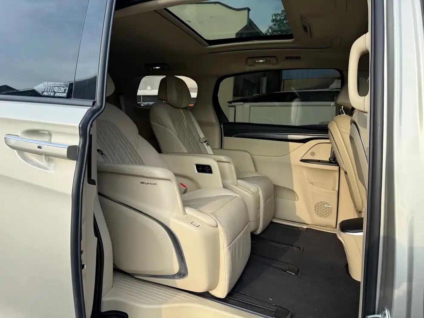 Buick GL8 2023 ES Avantgarde Flagship Edition — миниатюра 17