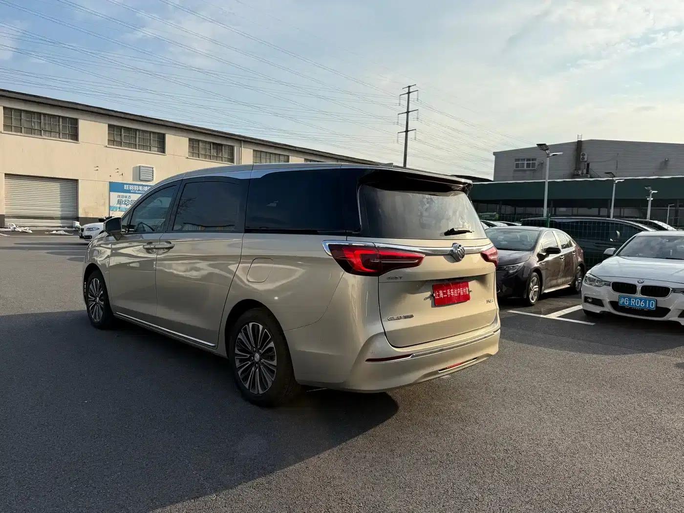 Buick GL8 2023 ES Avantgarde Flagship Edition — миниатюра 20