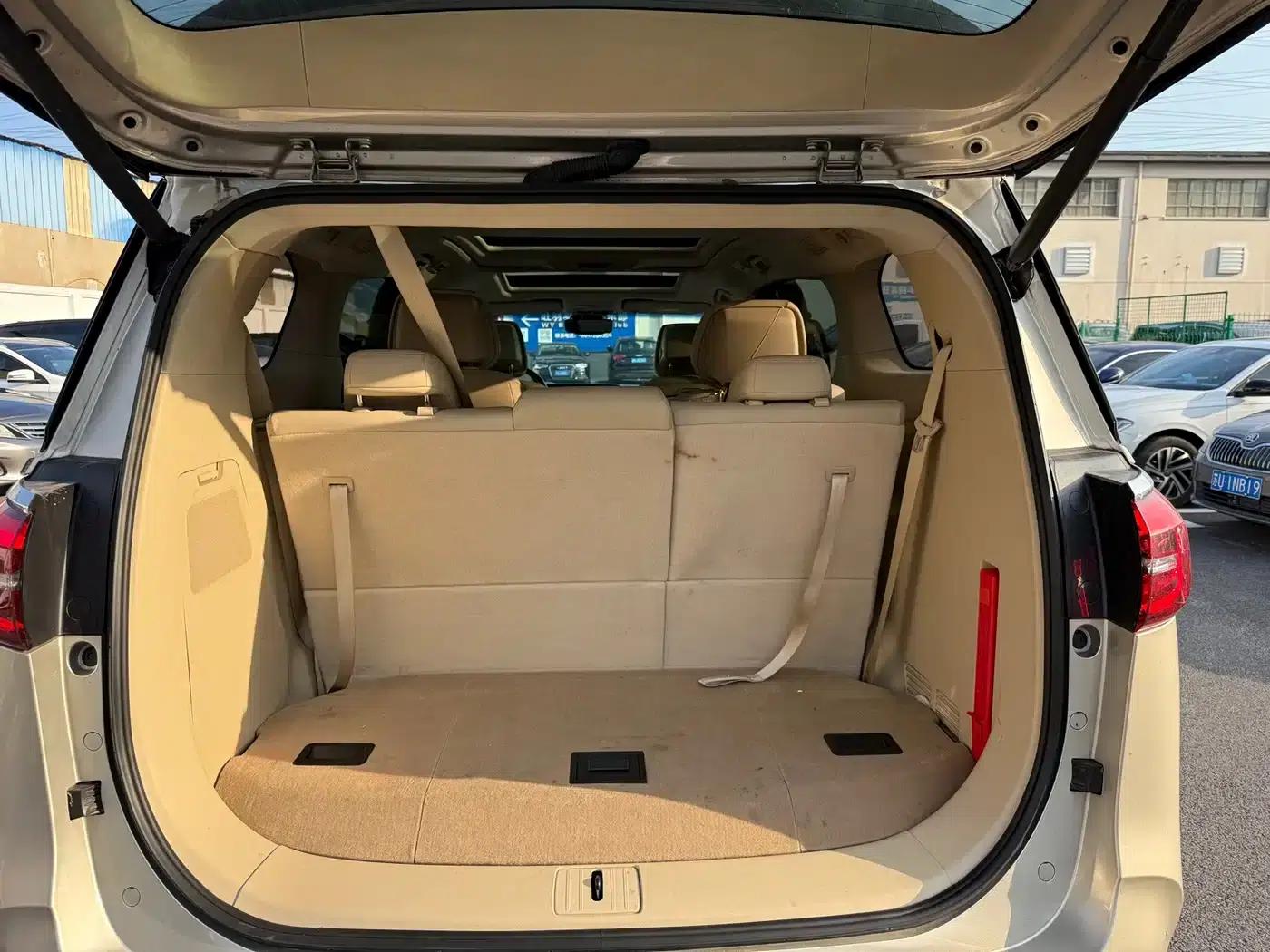 Buick GL8 2023 ES Avantgarde Flagship Edition — миниатюра 22