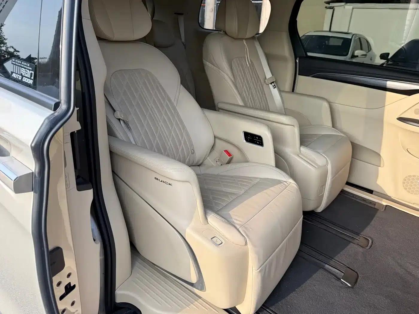 Buick GL8 2023 ES Avantgarde Flagship Edition — миниатюра 9