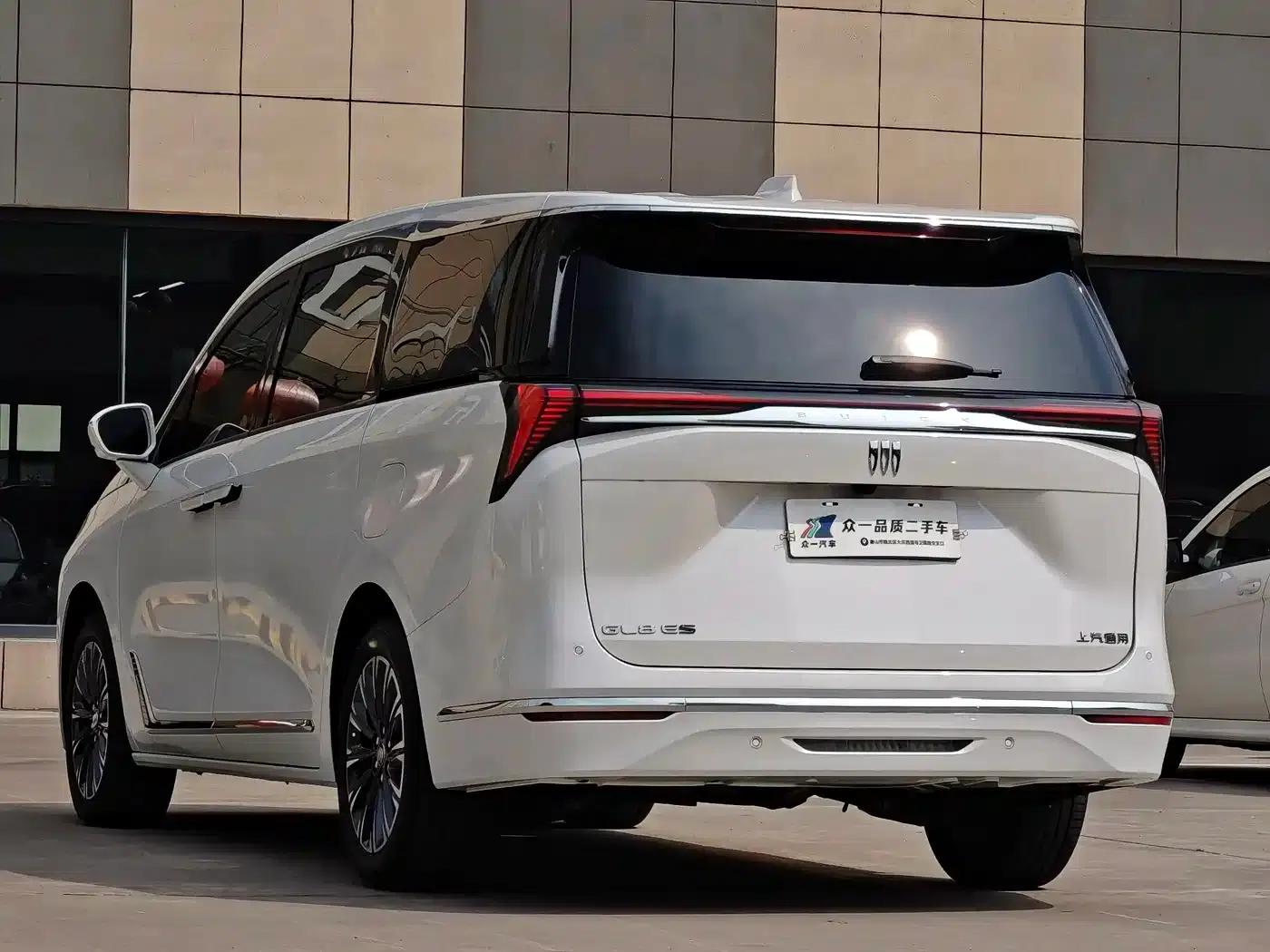 Buick GL8 2025 Luxury Smart Edition — миниатюра 5