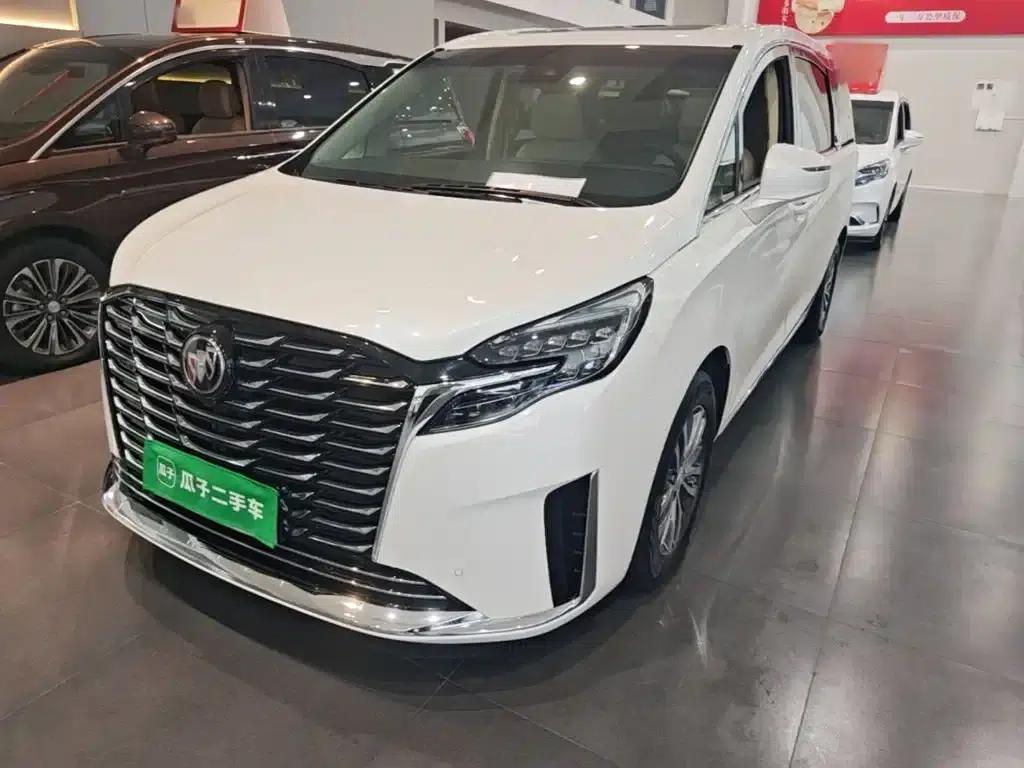 Buick GL8 2023 ES Luxury Edition — миниатюра 2