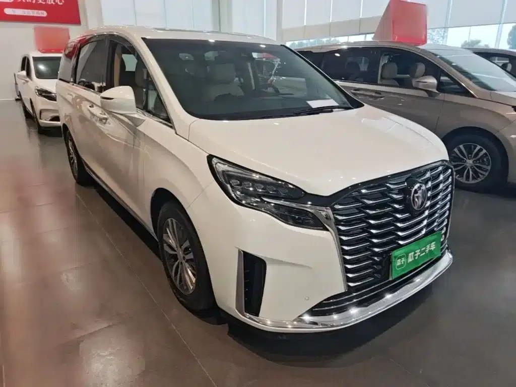 Buick GL8 2023 ES Luxury Edition — миниатюра 4