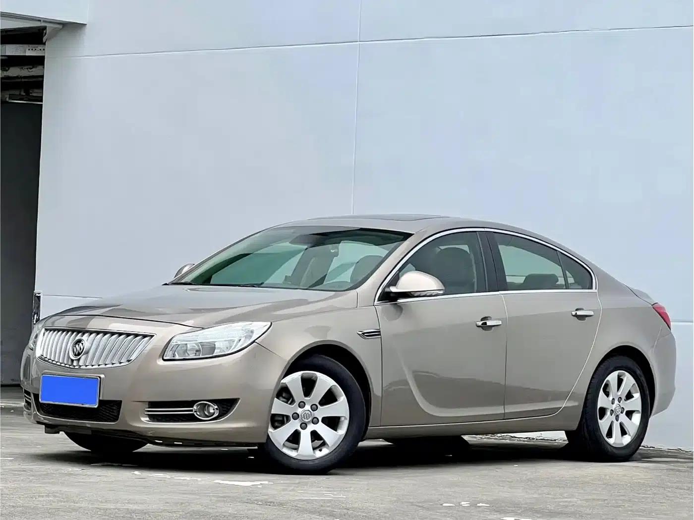 Buick Regal 2012 2.0L Luxury Edition — миниатюра 1