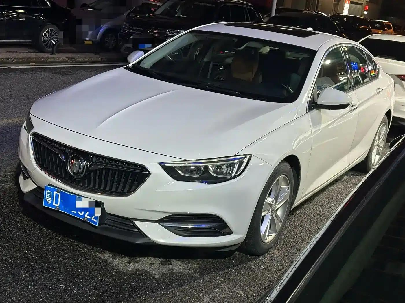 Buick Regal 2017 20T Elite — миниатюра 1