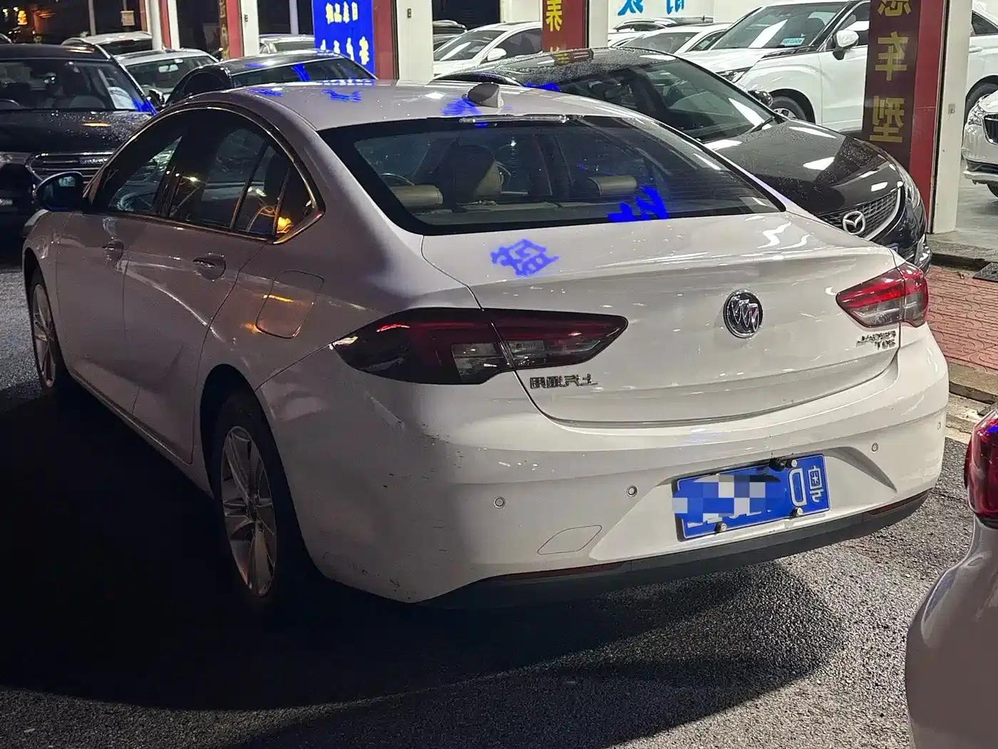 Buick Regal 2017 20T Elite — миниатюра 8