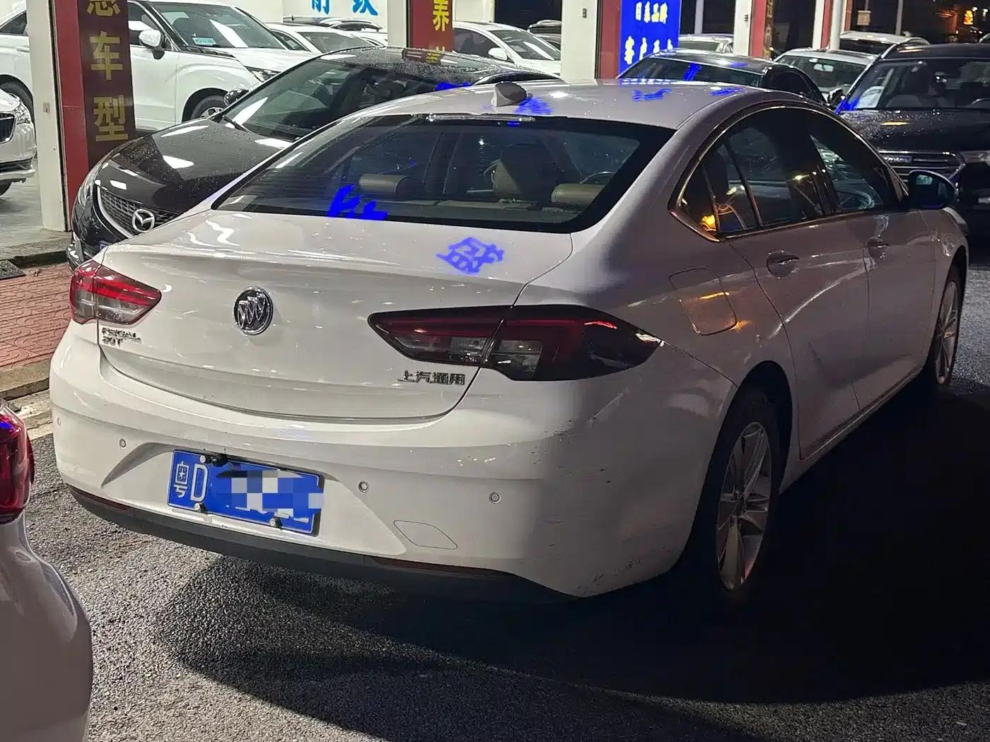 Buick Regal 2017 20T Elite — миниатюра 9